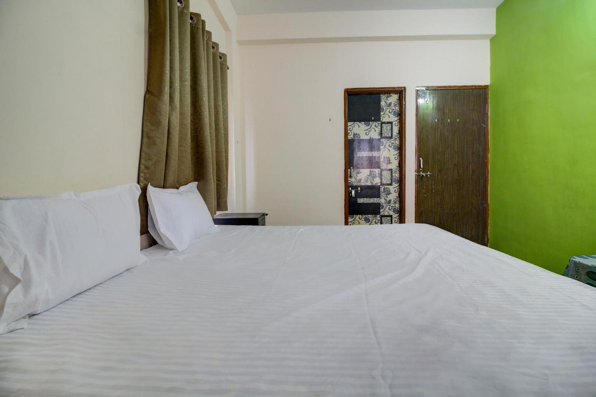 Hotel O Elite Inn Koradi 外观 照片