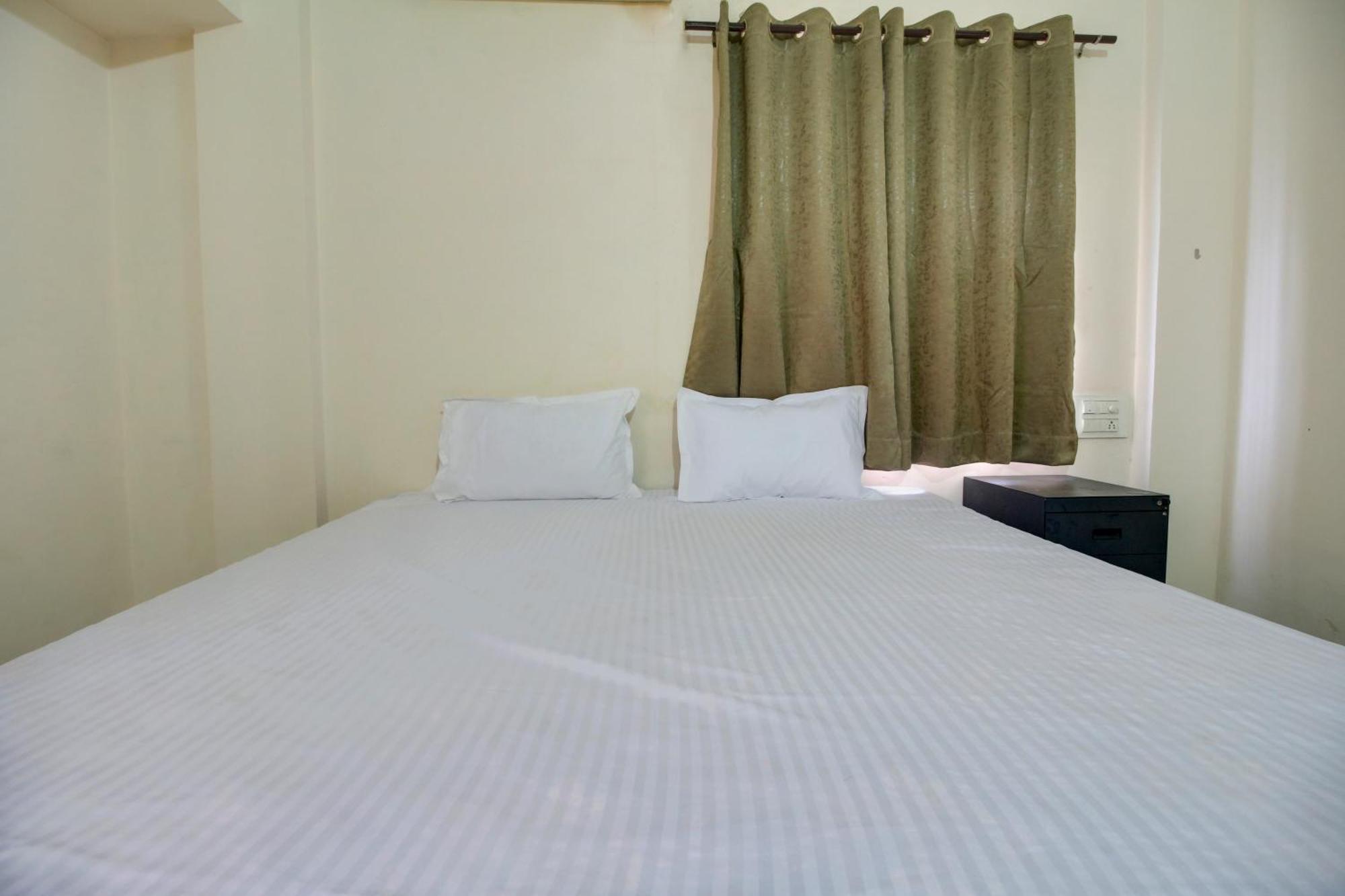 Hotel O Elite Inn Koradi 外观 照片