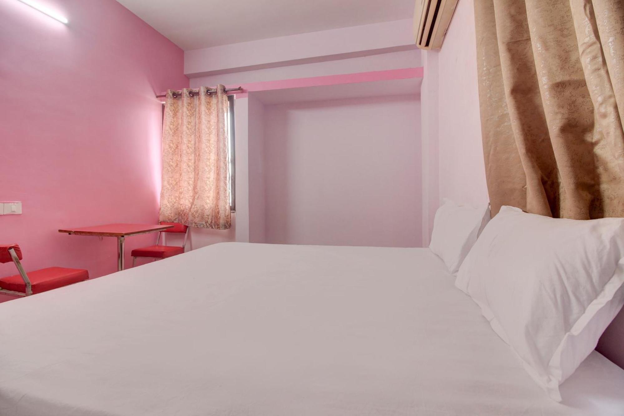 Hotel O Elite Inn Koradi 外观 照片